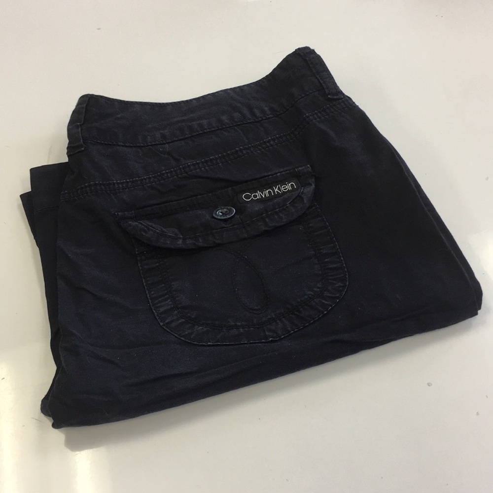CALVIN KLEIN JEANS BERMUDA SIZE 14